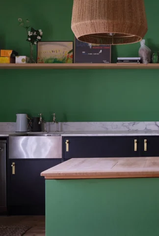 COLOR BY NATURE COLLECTION: EMERALD GREEN NO. W53